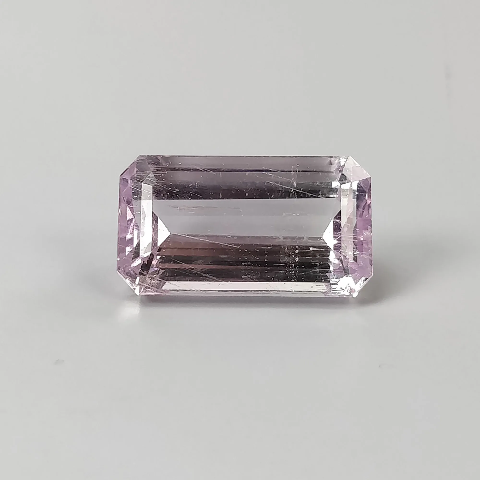 KUNZITE Gemstone Normal Cut : 16.60cts Natural Untreated Unheated Purple Kunzite Cushion Shape 19*11mm