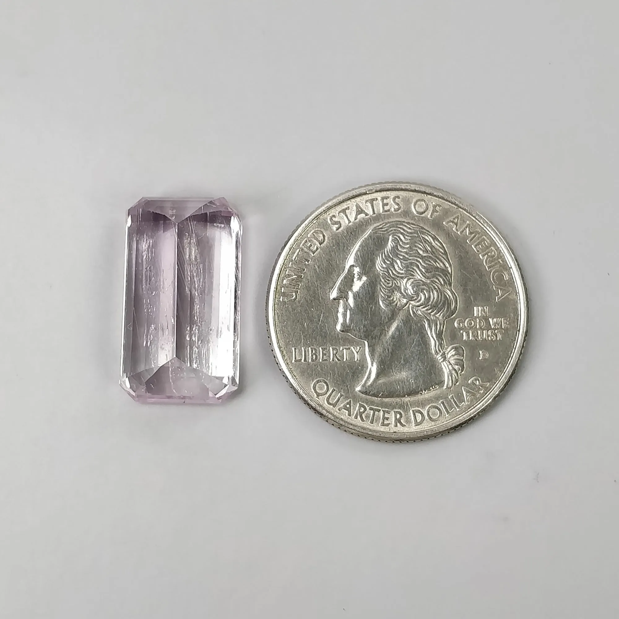 KUNZITE Gemstone Normal Cut : 16.60cts Natural Untreated Unheated Purple Kunzite Cushion Shape 19*11mm