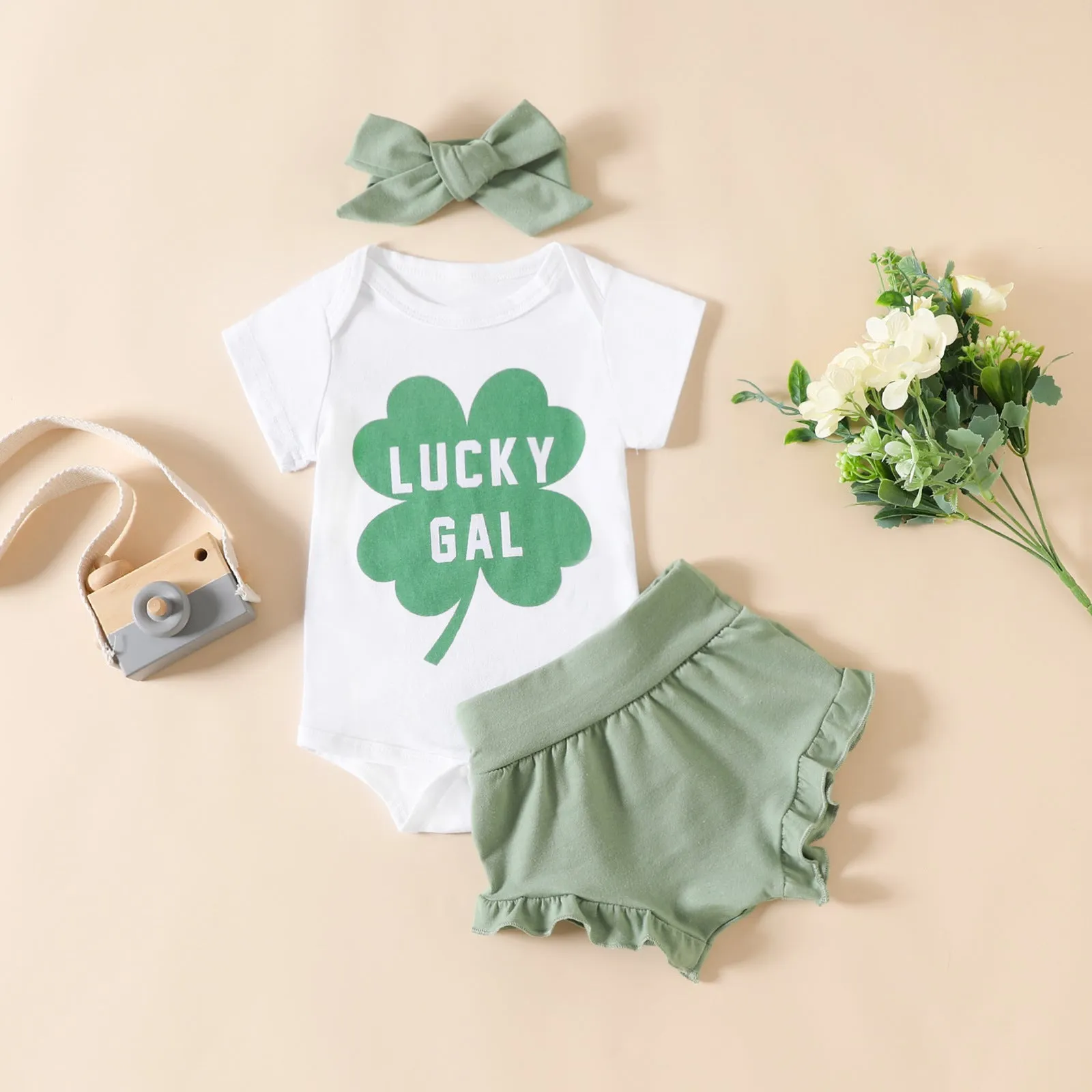 St. Patrick's Day 2023 Baby Girls' Set Alphabet Romper Four leaf Grass Printed Shorts Headband